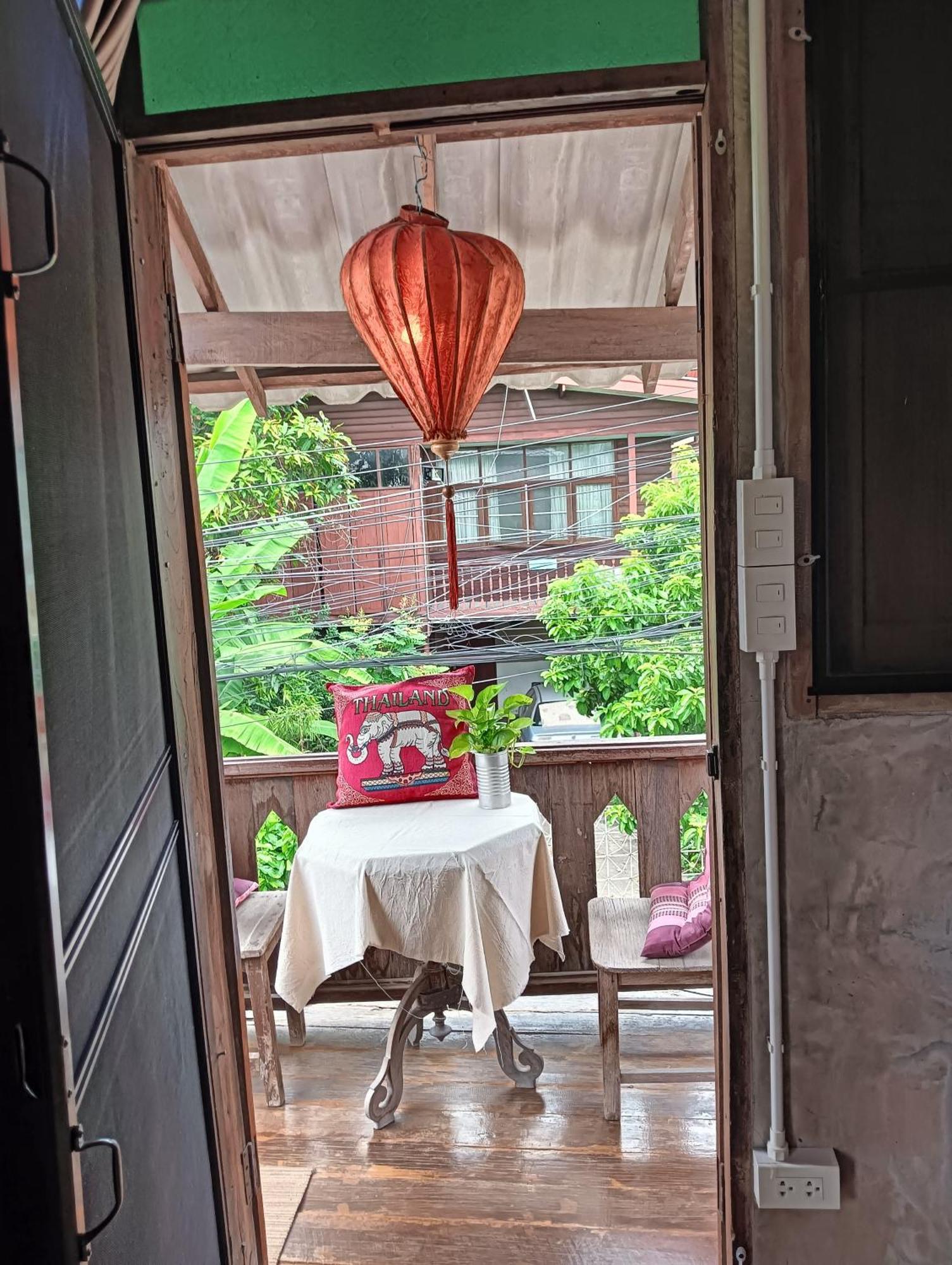 Huen Chiang Man Hostel (Adults Only) Чіангмай Екстер'єр фото