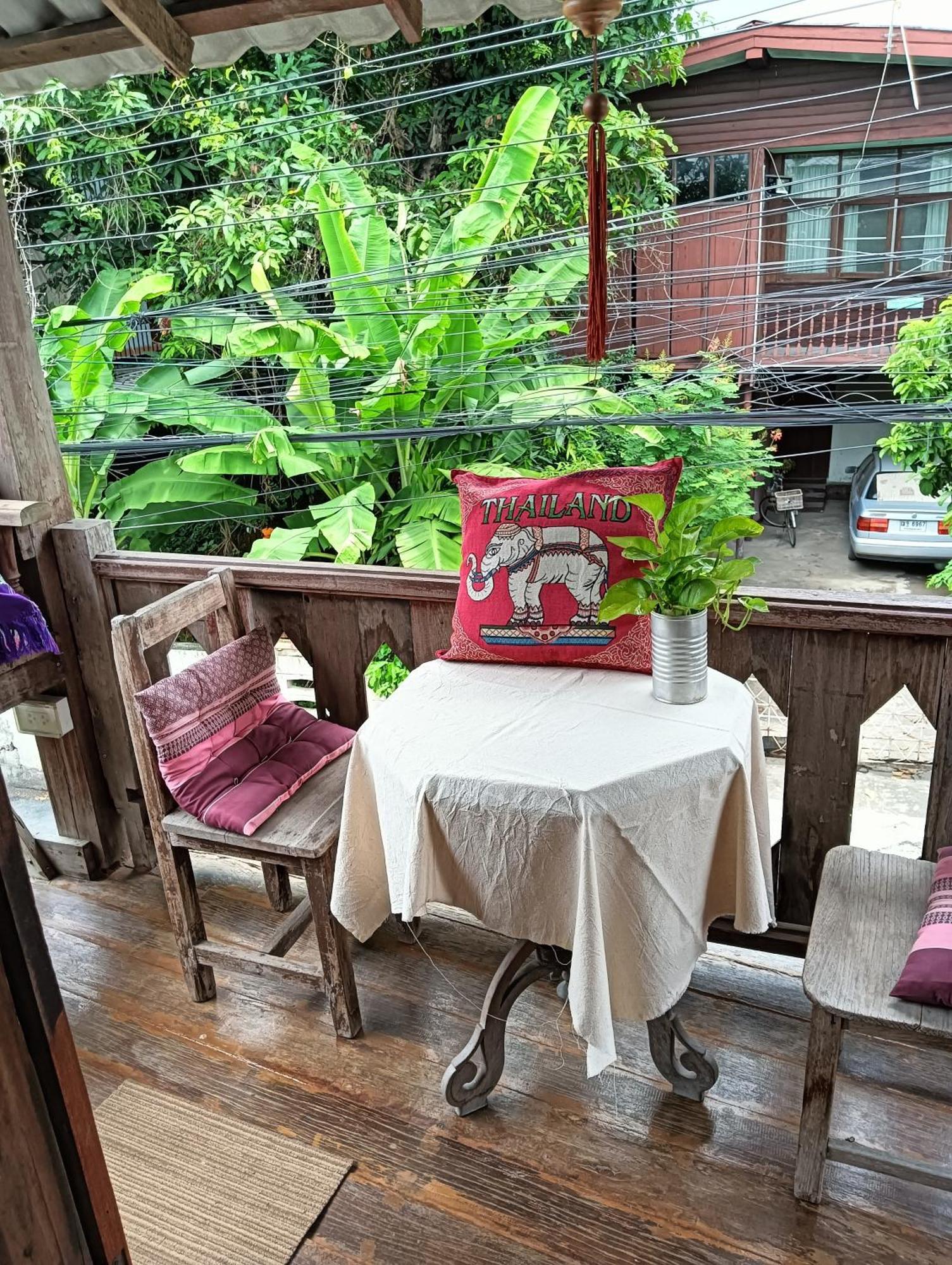 Huen Chiang Man Hostel (Adults Only) Чіангмай Екстер'єр фото