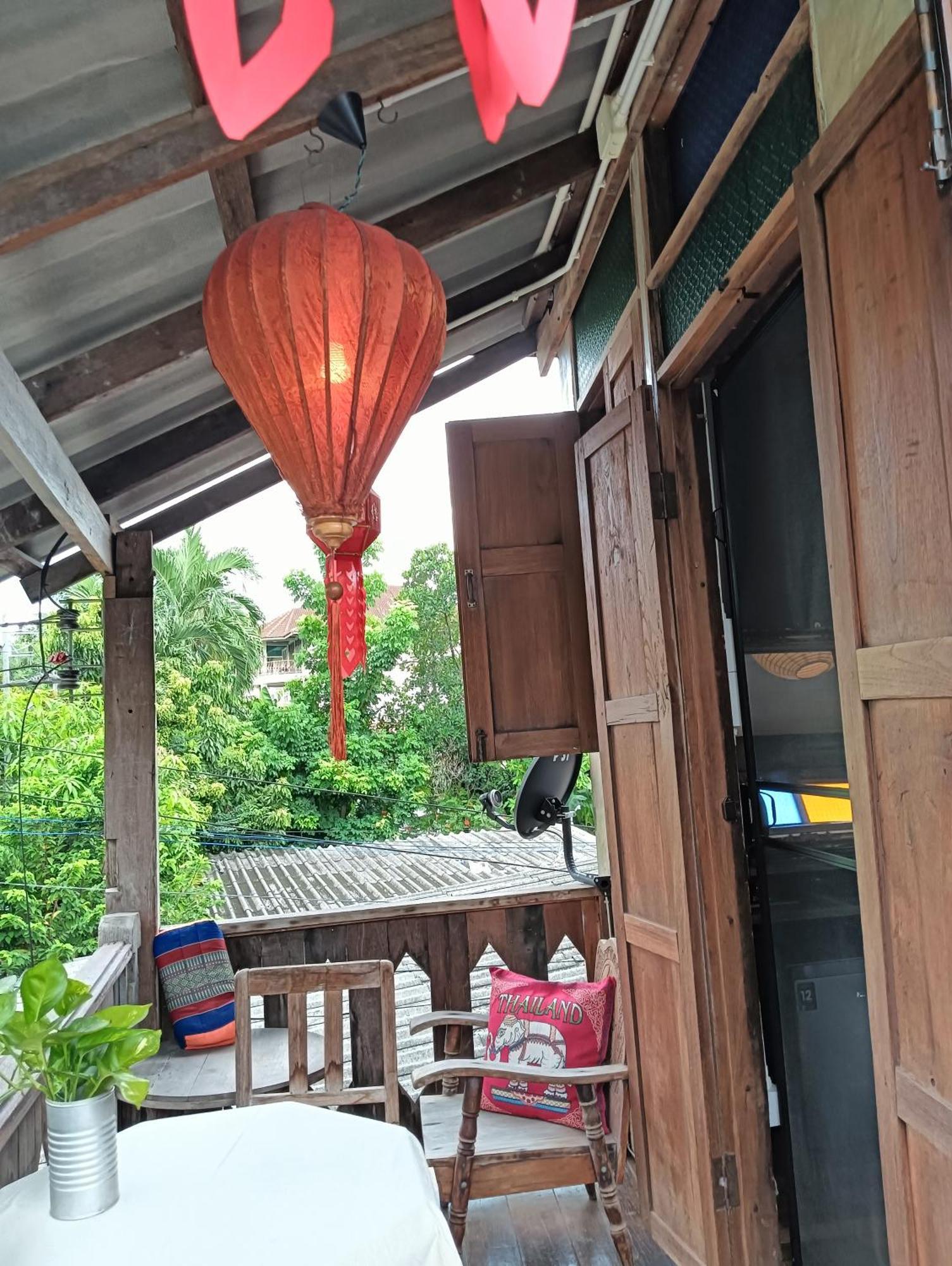 Huen Chiang Man Hostel (Adults Only) Чіангмай Екстер'єр фото