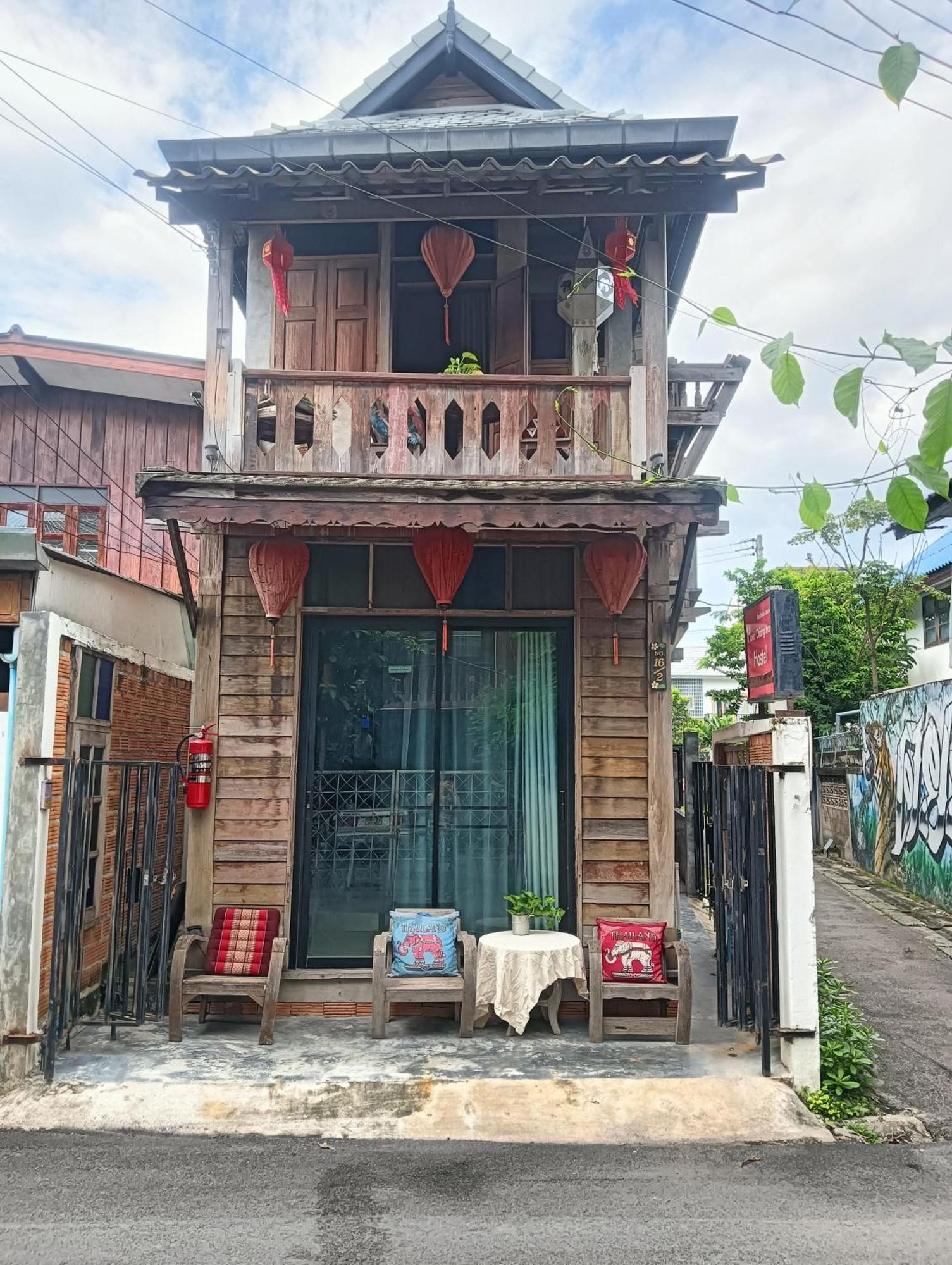 Huen Chiang Man Hostel (Adults Only) Чіангмай Екстер'єр фото