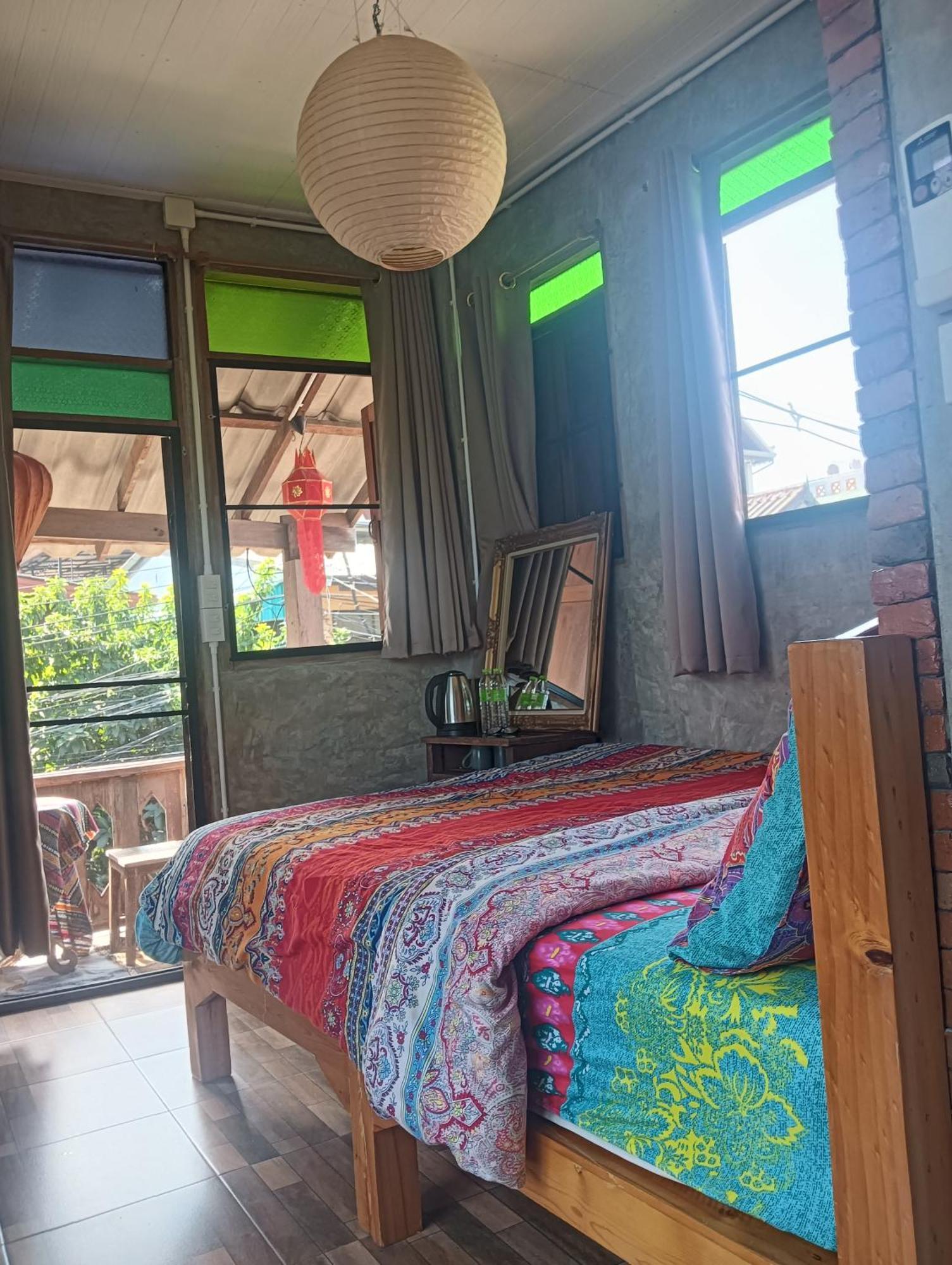 Huen Chiang Man Hostel (Adults Only) Чіангмай Екстер'єр фото