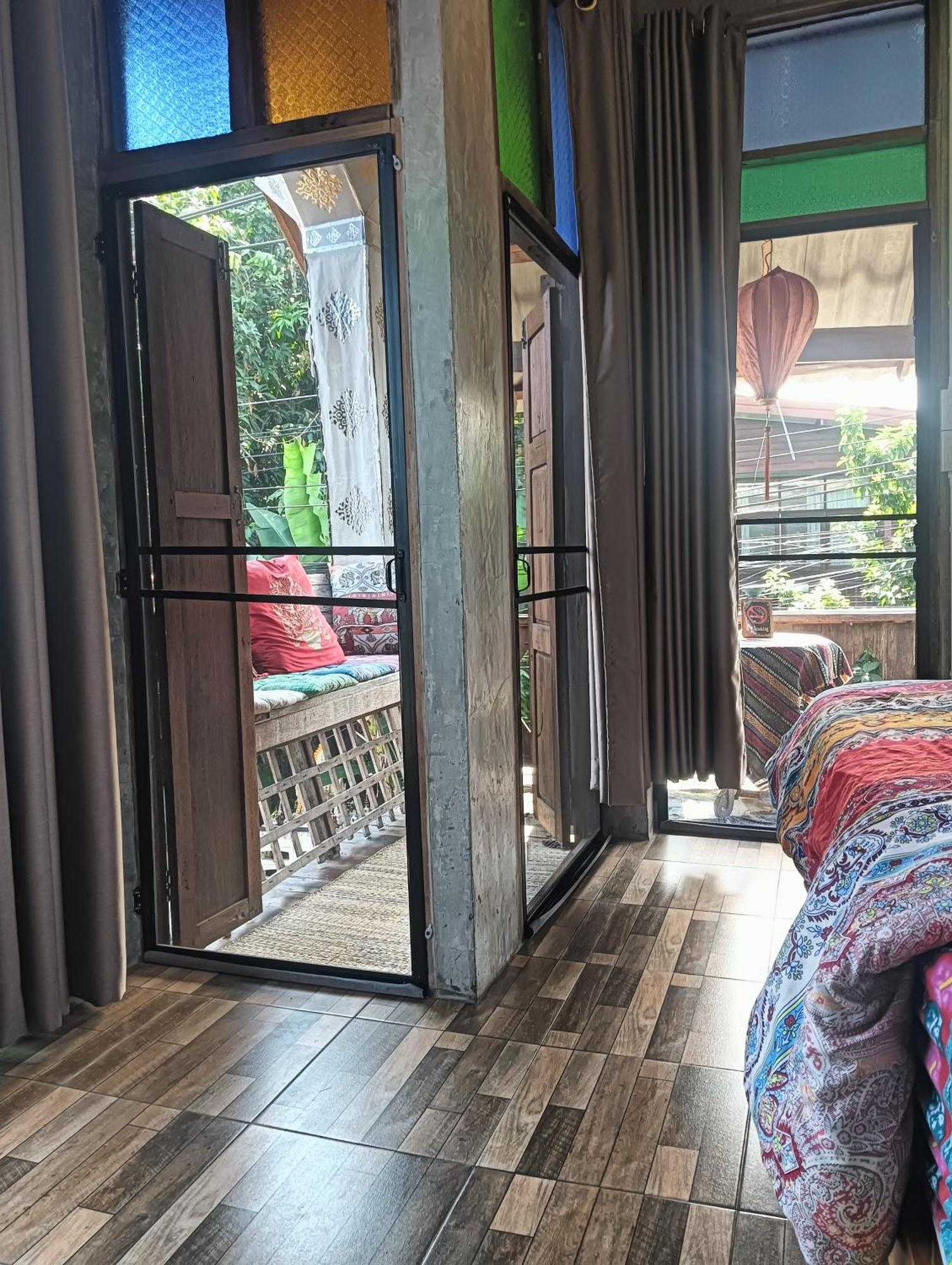 Huen Chiang Man Hostel (Adults Only) Чіангмай Екстер'єр фото
