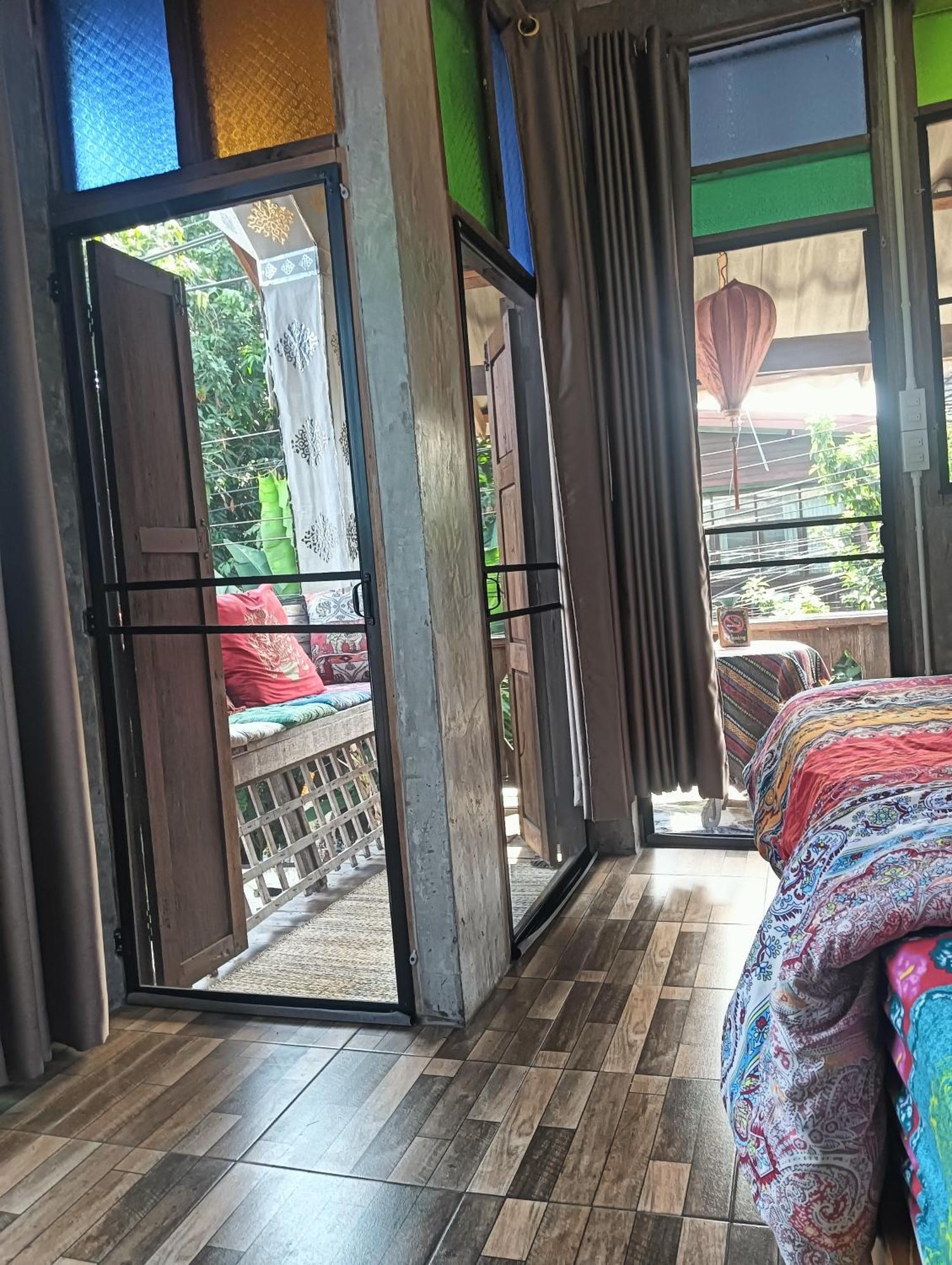 Huen Chiang Man Hostel (Adults Only) Чіангмай Екстер'єр фото