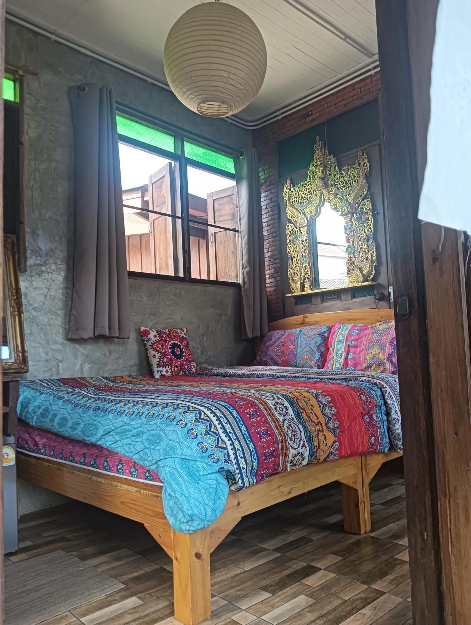 Huen Chiang Man Hostel (Adults Only) Чіангмай Екстер'єр фото