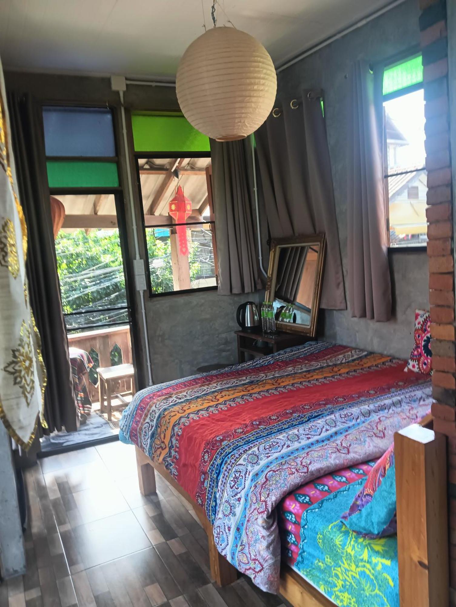 Huen Chiang Man Hostel (Adults Only) Чіангмай Екстер'єр фото
